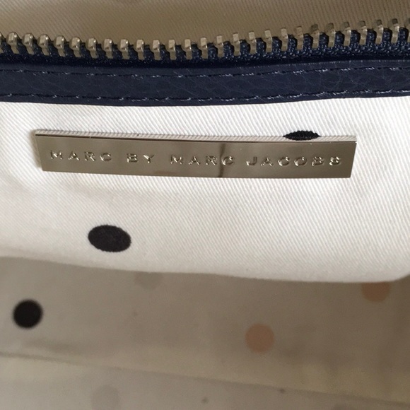 Perfect Vintage Marc by Marc Jacobs Bag - Picture 9 of 10